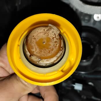 Dacia Duster Servisinde Çözümsüzlük Ve İlgisizlik