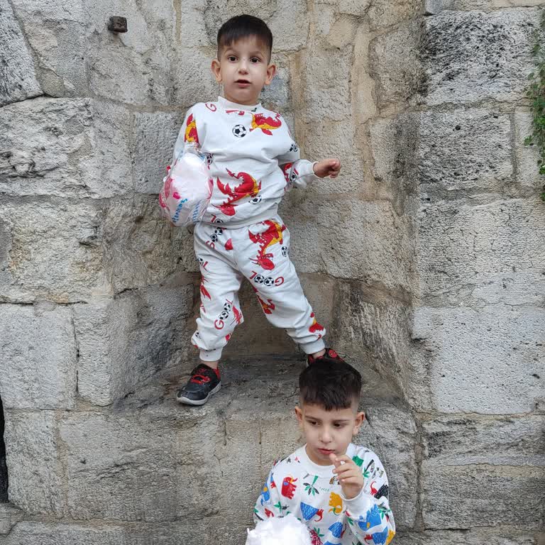 Kartım Yatmadı, Acil Yardım Bekliyorum