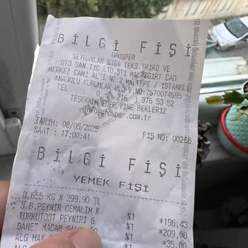 Taze Olması Gereken Kaşar Küflü Çıktı!