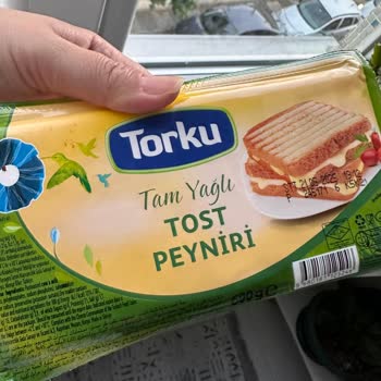 Taze Olması Gereken Kaşar Küflü Çıktı!