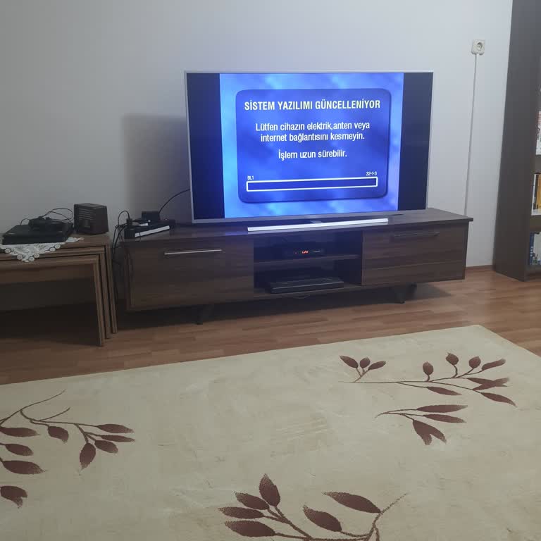 Sürekli Yazılım Sorunu Ve Çözülmeyen Müşteri Hizmetleri