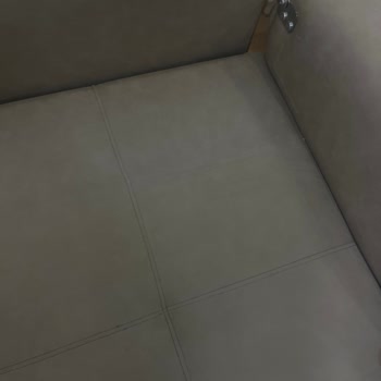 Teslimat Sonrası Koltukta Renk Değişimi Ve Yetersiz Servis Desteği