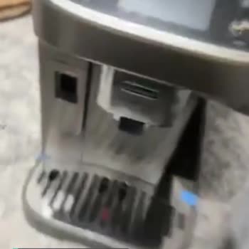 Delonghi Ecam 320.70 TB Tam Otomatik Kahve Makinesi 0 Cihaz Kahve Telveleri
