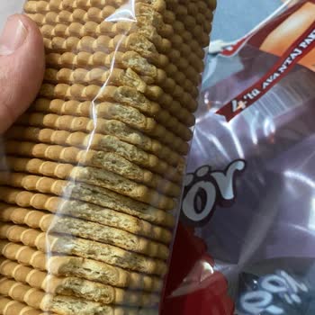 Aldığım Çoklu Pötibör Bisküvinin Son Paketi Kırık Çıktı