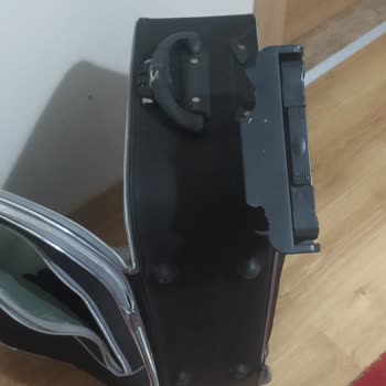 Pegasus İle Seyahatte Bagajım Ciddi Şekilde Hasar Gördü