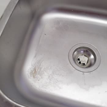 Ev Temizliği Sonrası Yetersiz Hizmet Ve İlgisizlik