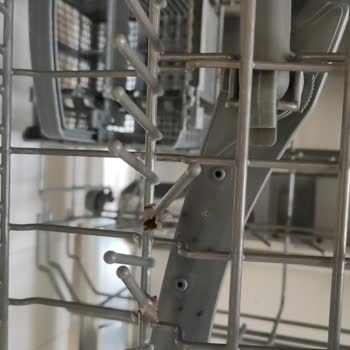 Teka Bulaşık Makinesi Sepetleri Paslandı Ve Telleri Koptu