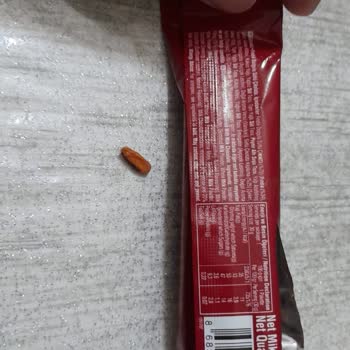 Tadelle Çikolatanın İçinden Sert Yabancı Madde Çıktı, Çocuklar İçin Tehlikeli