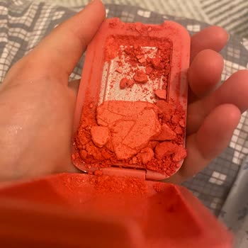 Mağazadan Aldığım Allık Kırık Ve Kullanılamaz Çıktı