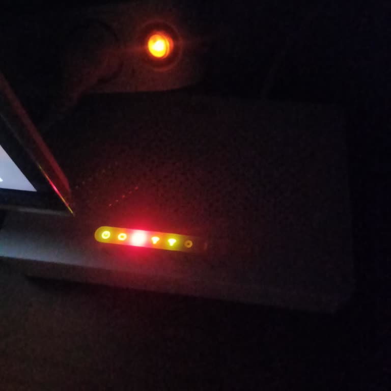 Saatlerdir Süren İnternet Kesintisine Çözüm Bekliyorum