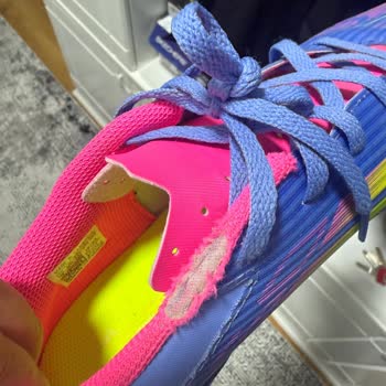 Adidas Kramponum 2 Günde Deforme Oldu İade Süreci Uzadı