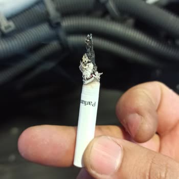 Sigara Paketinden Odun Çıkması Nedeniyle Memnuniyetsizlik