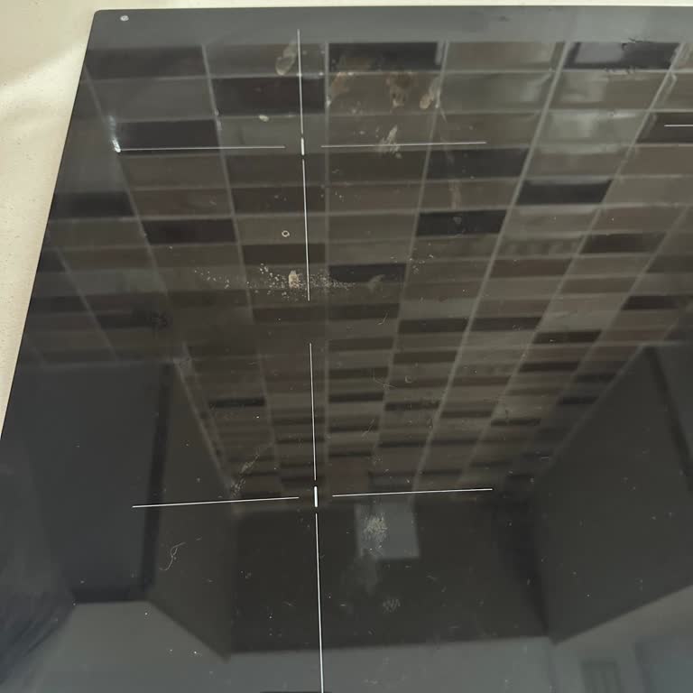 Hoover Elektrikli Ocakta 3 Gün İçinde Cam Deformasyonu Ve Yetersiz Servis Desteği