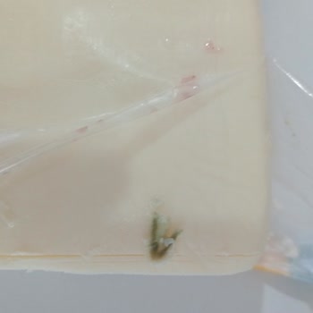 Aldığım Kaşar Peynirinin Son Kullanma Tarihi Geçmiş Ve Küflü Çıktı