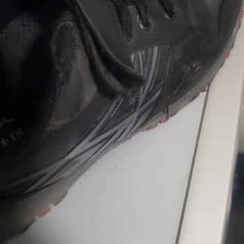 Kısa Sürede Açılan Çocuk Spor Ayakkabısı Ve İlgisiz Müşteri Hizmeti