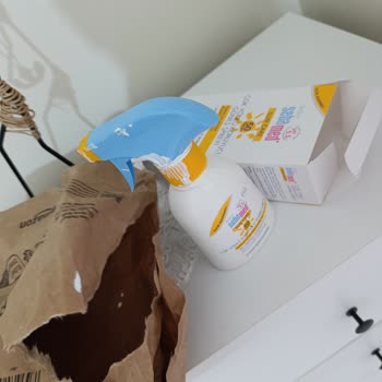 Kırık Ve Dökülmüş Sebamed Bebek Güneş Kremi Teslimatı
