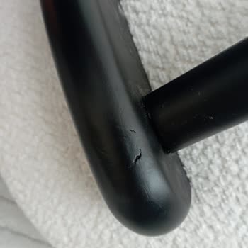 Eskidji Bazaar Deco Mobilya Aldığım Mobilyalarda Hasar Mevcut