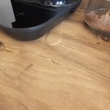 Yeni Alınan Kahve Makinesi Su Kaçağı Yapıyor, Servis Ücreti Talep Ediliyor