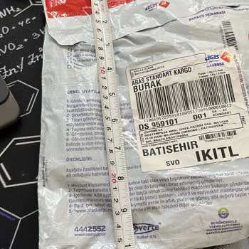 Aras Kargo Küçük Pakete Haksız Yüksek Desi Ücreti Yansıttı