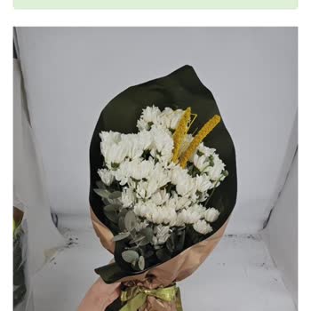 Gösterilen Ve Gönderilen Çiçek Arasındaki Fark Hayal Kırıklığı Yarattı