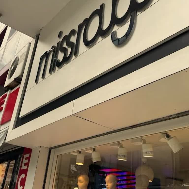 Etiket İndirimi Ve Kaba Davranış Nedeniyle Mağaza Deneyiminden Memnun Kalmadım