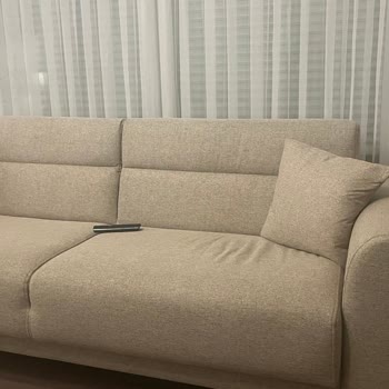 Enza Home Marmara Forum Koltuk Takımda Üçlü Koltuğun Ayakları Farklı Renk Geldi