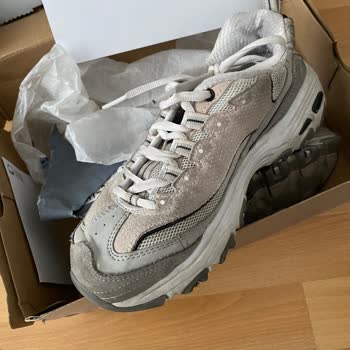 3 Ayda Açılan Dikişlere Garanti Reddi: Skechers Hayal Kırıklığı