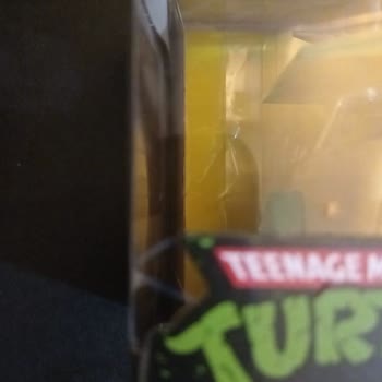 Koleksiyonluk Model Araba Hasarlı Ve Bantları Açılmış Şekilde Teslim Edildi