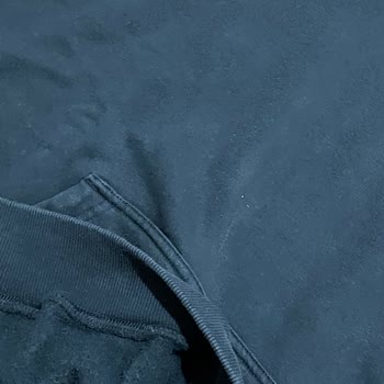 H&M Vincent Sweatshirt gebraucht und beschädigt geliefert, enttäuschende Qualität