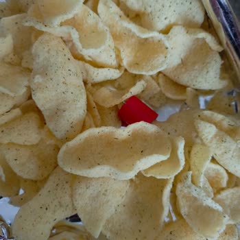 BİM'den Aldığım Cipsin İçinden Yabancı Madde Çıktı Ve Kötü Koku Vardı