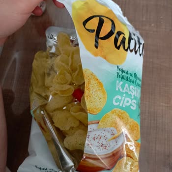 BİM'den Aldığım Cipsin İçinden Yabancı Madde Çıktı Ve Kötü Koku Vardı