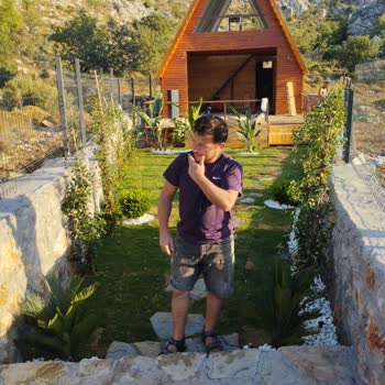 Ahşap Ev Yapımı İçin Anlaşılan Ustanın Sözleşmeye Uymaması Ve İletişimsizlik