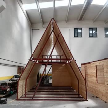 Ahşap Ev Yapımı İçin Anlaşılan Ustanın Sözleşmeye Uymaması Ve İletişimsizlik