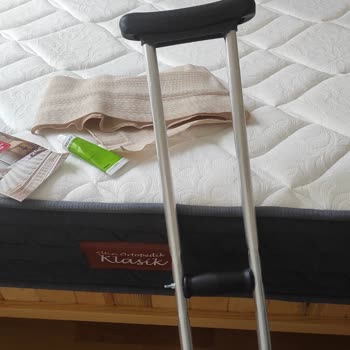 Yatakta Sürekli Çökme ve Bel Ağrısı Sorunu Hakkında Şikayet