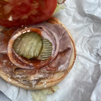 Arby's Sultangazi Vega AVM'de Görselden Farklı Ve Eksik Ürün Sunumu