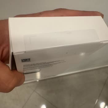 Ambalajsız Ve Jelatinsiz Teslim Edilen Telefon İçin Mağduriyet