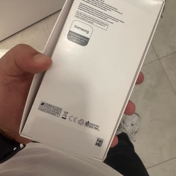 Ambalajsız Ve Jelatinsiz Teslim Edilen Telefon İçin Mağduriyet