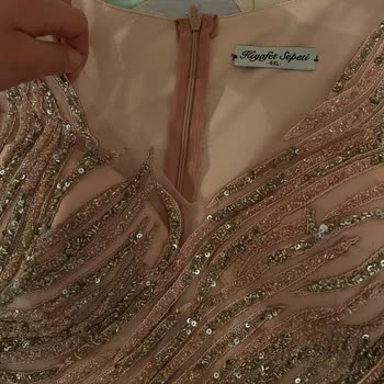 Kıyafet Sepeti Abendkleid mangelhafte Qualität und Kommunikationsproblem