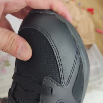 Amazon'dan Gelen Ayakkabılar Yine Sahte Çıktı!