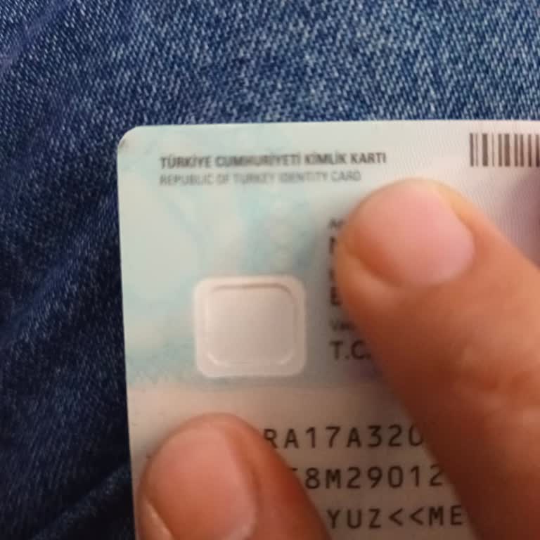 Nüfus Ve Vatandaşlık İşleri Kimlik Kartındaki Çipin Düşmesi Nedeniyle Ücretsiz Değişim Talebi