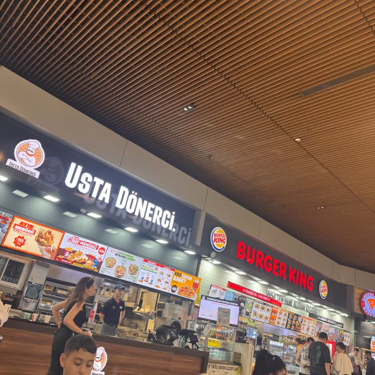 Sipariş Ve Sunum Beklentiyi Karşılamadı, Lezzet Tam Bir Hayal Kırıklığı