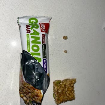 Züber Granola Bar İçinden Taş Çıktı, Sağlığım Tehlikeye Girdi