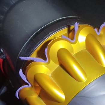 Dyson V15 Süpürgede Sürekli Kapanma Ve Yetersiz Müşteri Hizmetleri