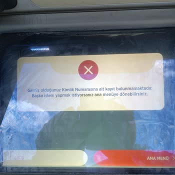ATM'de T.C. Kimlik Hatası Nedeniyle Sınav Ücreti Yatırılamıyor