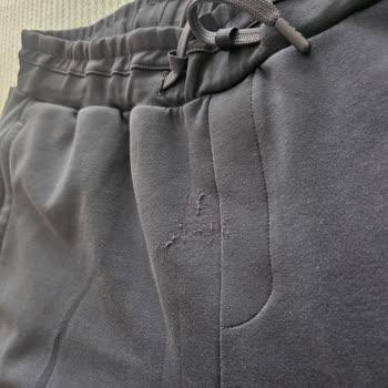 Yeni Alınan Eşofman Takımında Tüylenme Sorunu Yaşadım