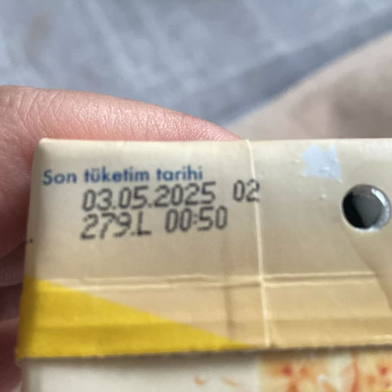 Migros Sanal Marketten Son Kullanma Tarihi Geçmiş Süt Gönderildi