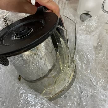 Tamirden Dönen Çay Makinem Kırık Ve Çizik Geldi