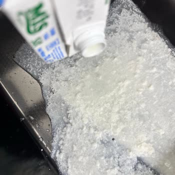 Son Kullanma Tarihi Geçmemiş Mis Süt Bozuk Çıktı