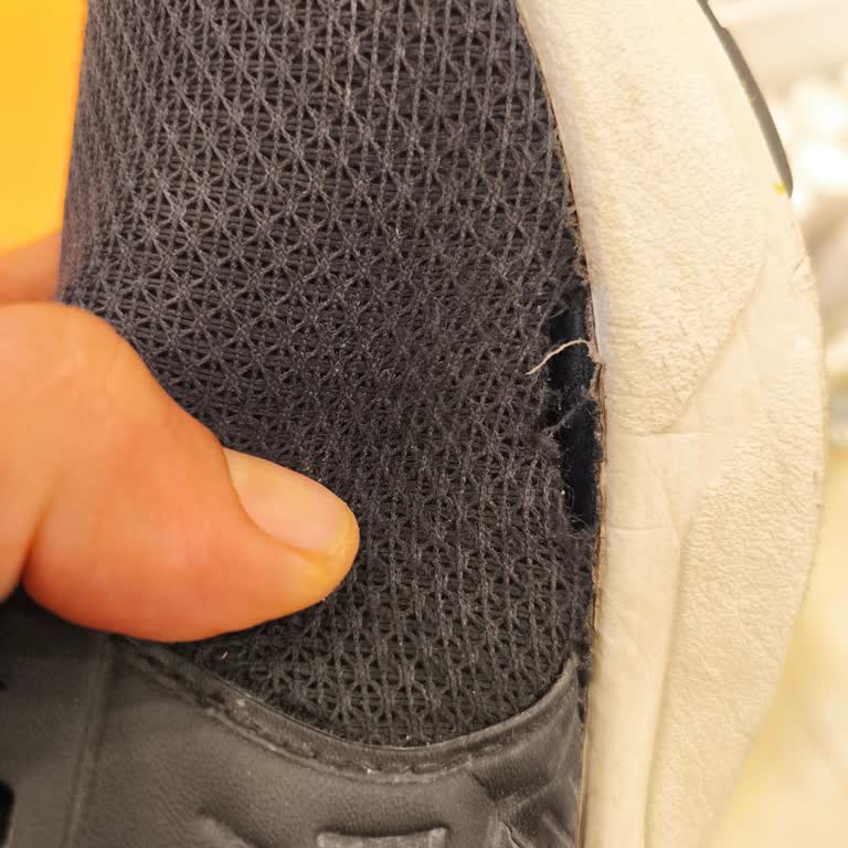 FLOdan Alınan Puma Ayakkabının Kısa Sürede Deforme Olması Ve Garanti Reddi