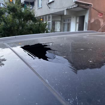 Sıfır Nissan X-trail Cam Tavan Kendi Kendine Patladı Güvenim Sarsıldı